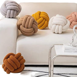 Chunky Yarn Faux Fur Hand-Knitted Yarn Throw Pillow